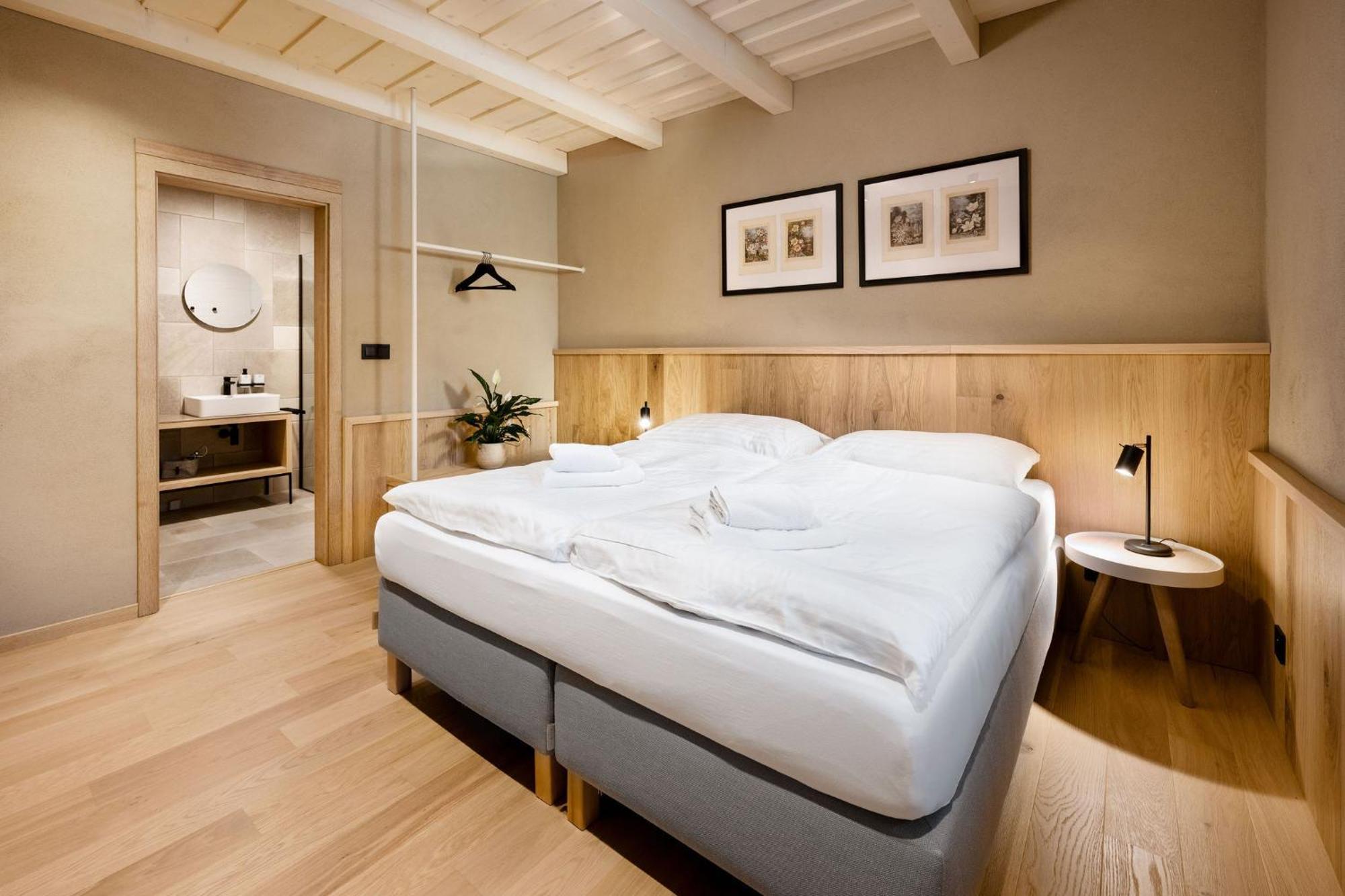 Villa Daniela Uvaly  Ngoại thất bức ảnh